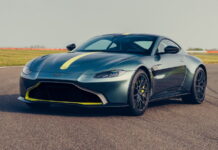 Лэнс Стролл за рулём Aston Martin Vantage Aston Martin Vantage