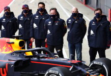 Обкатка Red Bull RB16B в Сильверстоуне Sergio Perez, Max Verstappen, Alexander Albon, Christian Horner, Adrian Newey, Pierre Wache