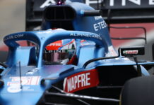 Alpine проводит съёмочный день в Сильверстоуне Esteban Ocon