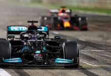 Команды и руководство Ф1 спорят о размере компенсации Lewis Hamilton, Max Verstappen