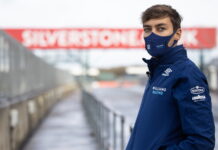 Расселл: В Mercedes не давали мне обещаний на 2022-й George Russell