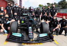 Льюис Хэмилтон проехал 130 кругов на тестах Pirelli Lewis Hamilton