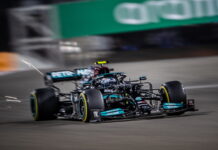 Инспекторы FIA проверяли машину Боттаса три часа Valtteri Bottas