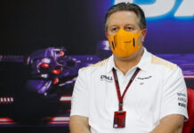 В McLaren пока не приняли решение об участии в Формуле Е Zak Brown