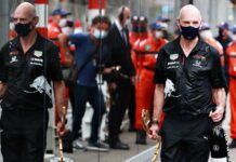 Росс Браун: Red Bull не стоит ждать подарков от Mercedes Adrian Newey