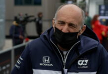 Франц Тост: Пока неясно, почему AT02 не хватает скорости Franz Tost