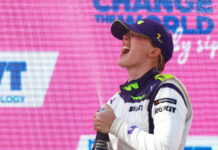 Пауэлл выиграла первую гонку сезона Alice Powell