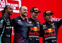 Франция-2021: Ферстаппен обогнал Хэмилтона на предпоследнем круге и выиграл гонку Lewis Hamilton, Gianpiero Lambiase, Max Verstappen, Sergio Perez