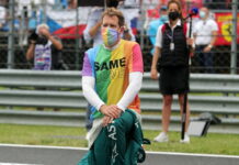 Четверо гонщиков получили предупреждения Sebastian Vettel