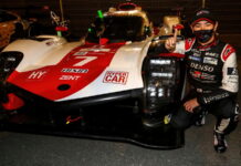 Кобаяши завоевал поул для Toyota Kamui Kobayashi