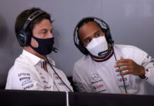 Тото Вольфф: На месте Льюиса я бы не уступил Максу Toto Wolff, Lewis Hamilton