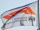 Прибыль Формулы 1 снизилась на $13.5 млн за год Formula 1 flag