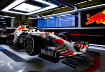 В Red Bull полностью представили новую раскраску RB16B Red Bull Special Honda Livery