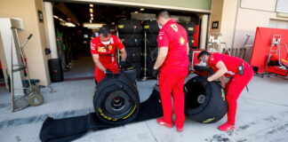 Ferrari mechanics with 18 inch wheels