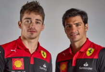 В Ferrari представили униформу гонщиков на сезон 2022 года Charles Leclerc, Carlos Sainz