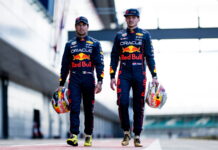 Макс Ферстаппен первым сядет за руль RB18 на тестах Sergio Perez, Max Verstappen