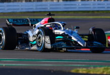 Первый круг Хэмилтона за рулём Mercedes W13 Mercedes-AMG F1 W13 E Performance