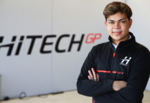 Назим Азман подписал контракт с Hitech Nazim Azman