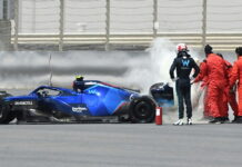 Машина Williams пострадала при пожаре Nicholas Latifi
