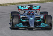 Mercedes покажет машину без боковых понтонов? George Russell
