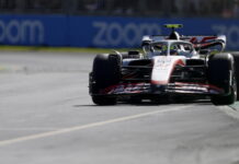 Штайнер: Мик должен научиться бороться впереди Mick Schumacher