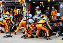 Эмилия-Романья-2022: DHL Fastest Pit Stop Award — Лучший пит-стоп у McLaren Lando Norris pit stop