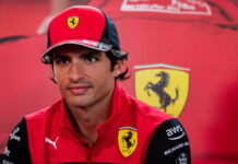 Официально: В Ferrari продлили контракт с Карлосом Сайнсом Carlos Sainz