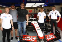 Штайнер: Шумахер должен подняться на уровень Магнуссена Kevin Magnussen, Mick Schumacher, Guenther Steiner