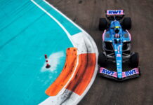 Окон получил предупреждение Esteban Ocon