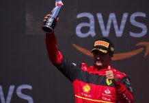Карлос Сайнс: Я перепробовал всё, чтобы обогнать Макса Carlos Sainz