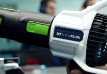 В AlphaTauri завели двигатель на AT04 AlphaTauri