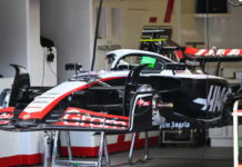 Haas pit garage detail