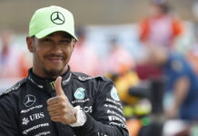 Хэмилтон: За зиму нужно отыграть половину отставания Lewis Hamilton
