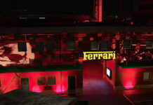 Световое шоу Ferrari, посвящённое итогам года Ferrari