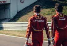 Леклер начнёт тесты Ferrari в Бахрейне Charles Leclerc, Carlos Sainz