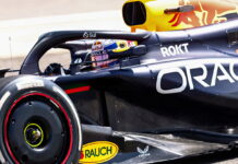 Боковые понтоны RB20 привлекают общее внимание Max Verstappen, Red Bull