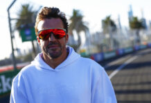 В Aston Martin выпустили заявление в поддержку Алонсо Fernando Alonso