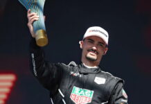 Паскаль Верляйн победил и вернулся в лидеры Pascal Wehrlein