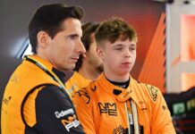 Барнард заменит Сэма Бёрда и в Берлине Ian James, Taylor Barnard