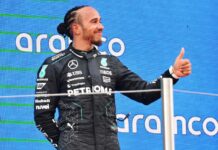 Льюис Хэмилтон: Хороший день для Mercedes Lewis Hamilton