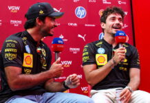 Гонщики Ferrari провели традиционную встречу с тифози Carlos Sainz, Charles Leclerc