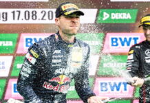 Доминирующая победа Кельвина ван дер Линде в первой гонке Kelvin van der Linde