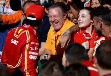 Зак Браун: Мы рассмотрим Сайнса, если появится вакансия Carlos Sainz, Zak Brown