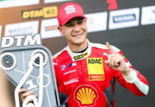 Шелдон ван дер Линде одержал неожиданную победу на Нюрбургринге Sheldon van der Linde