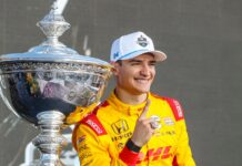 Палоу вписал своё имя в историю, завоевав третий титул Alex Palou