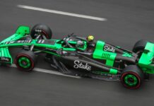 Чжоу получил штраф на двадцать мест Zhou Guanyu