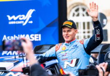 Тянак победил после аварии Ожье: борьба за титул переносится в Японию Ott Tanak