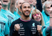 Льюис Хэмилтон попрощался с Mercedes Lewis Hamilton