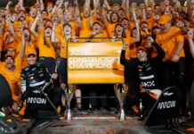 В McLaren отпраздновали успех на базе в Уокинге Lando Norris, Oscar Piastri