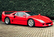 Ferrari F40 Ландо Норриса получила повреждения в аварии Lando Norris